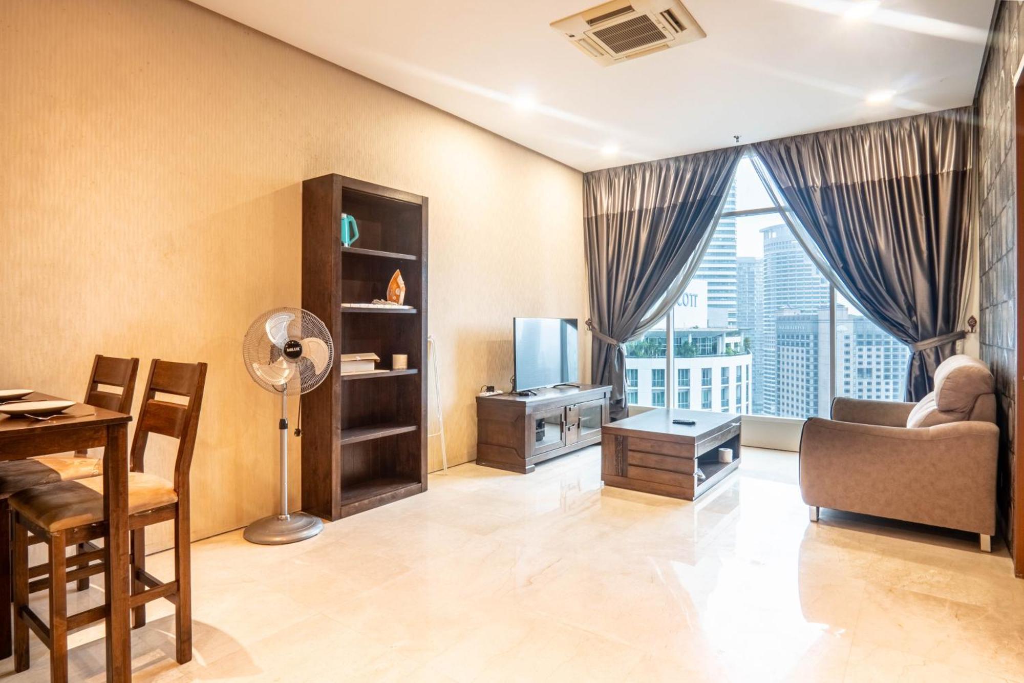 Soho Suites Klcc By Airhost Куала Лумпур Екстериор снимка