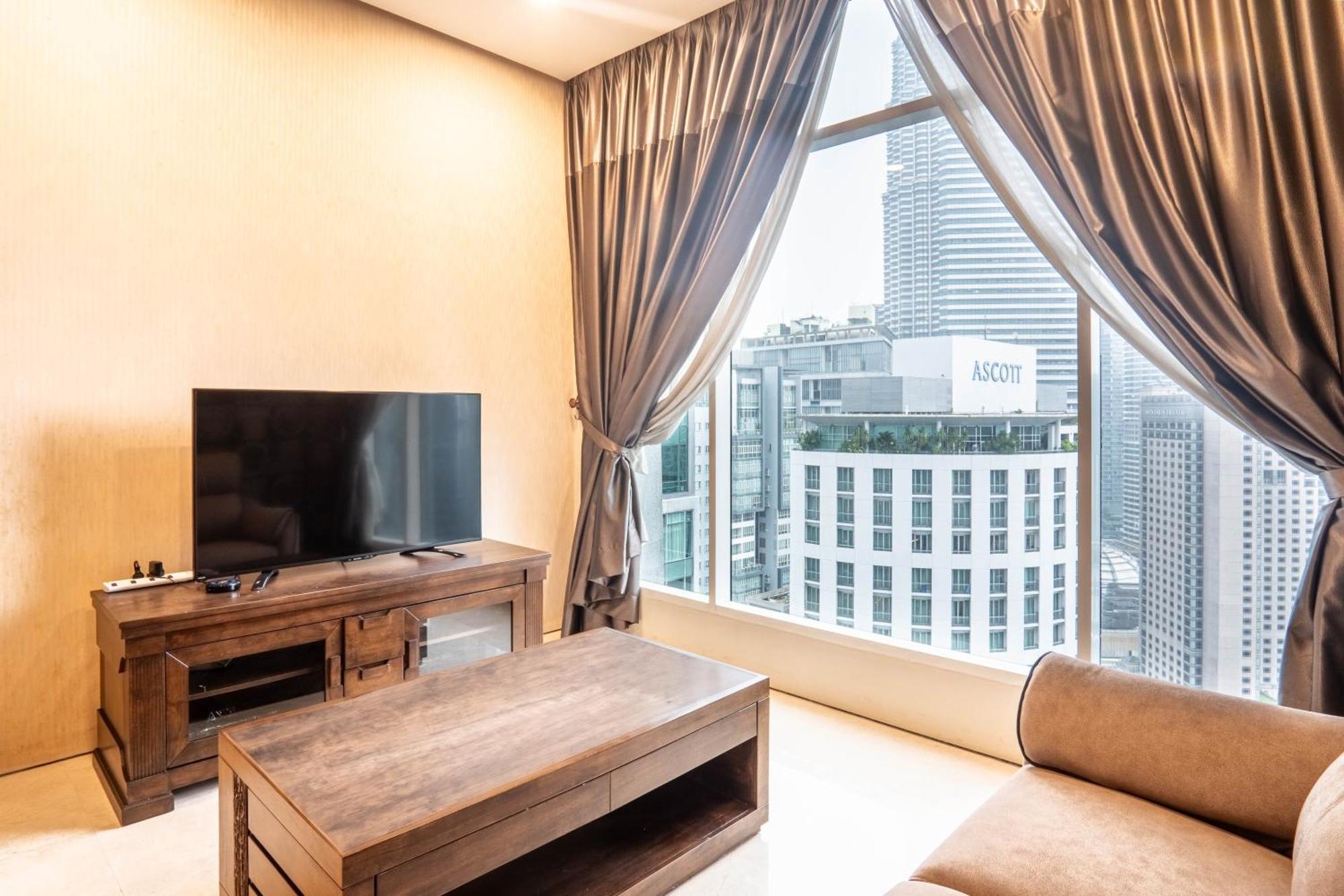 Soho Suites Klcc By Airhost Куала Лумпур Екстериор снимка