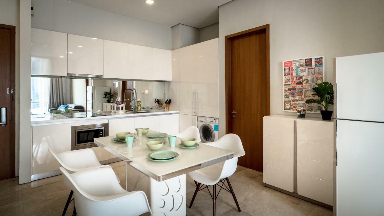 Soho Suites Klcc By Airhost Куала Лумпур Екстериор снимка